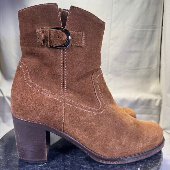 La Canadienne Brown Suede Zip-Up Heeled Ankle Booties Women's Size 8.5 US - Picture 3 of 8
